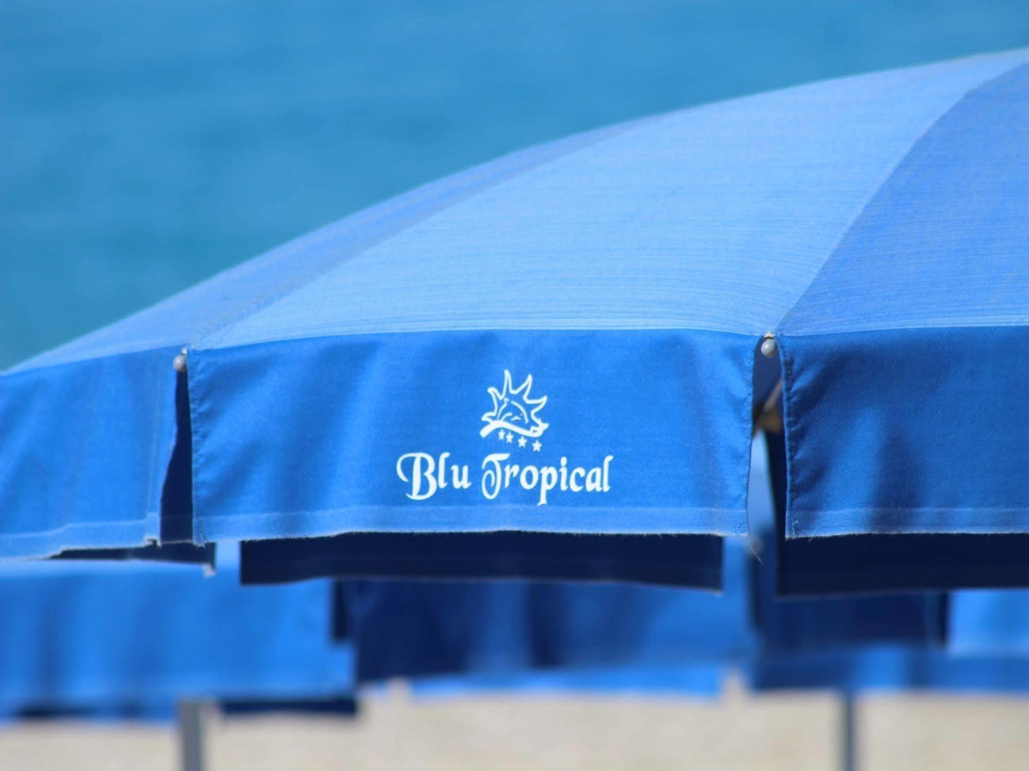 Blu Tropical Resort Zambrone Eksteriør billede