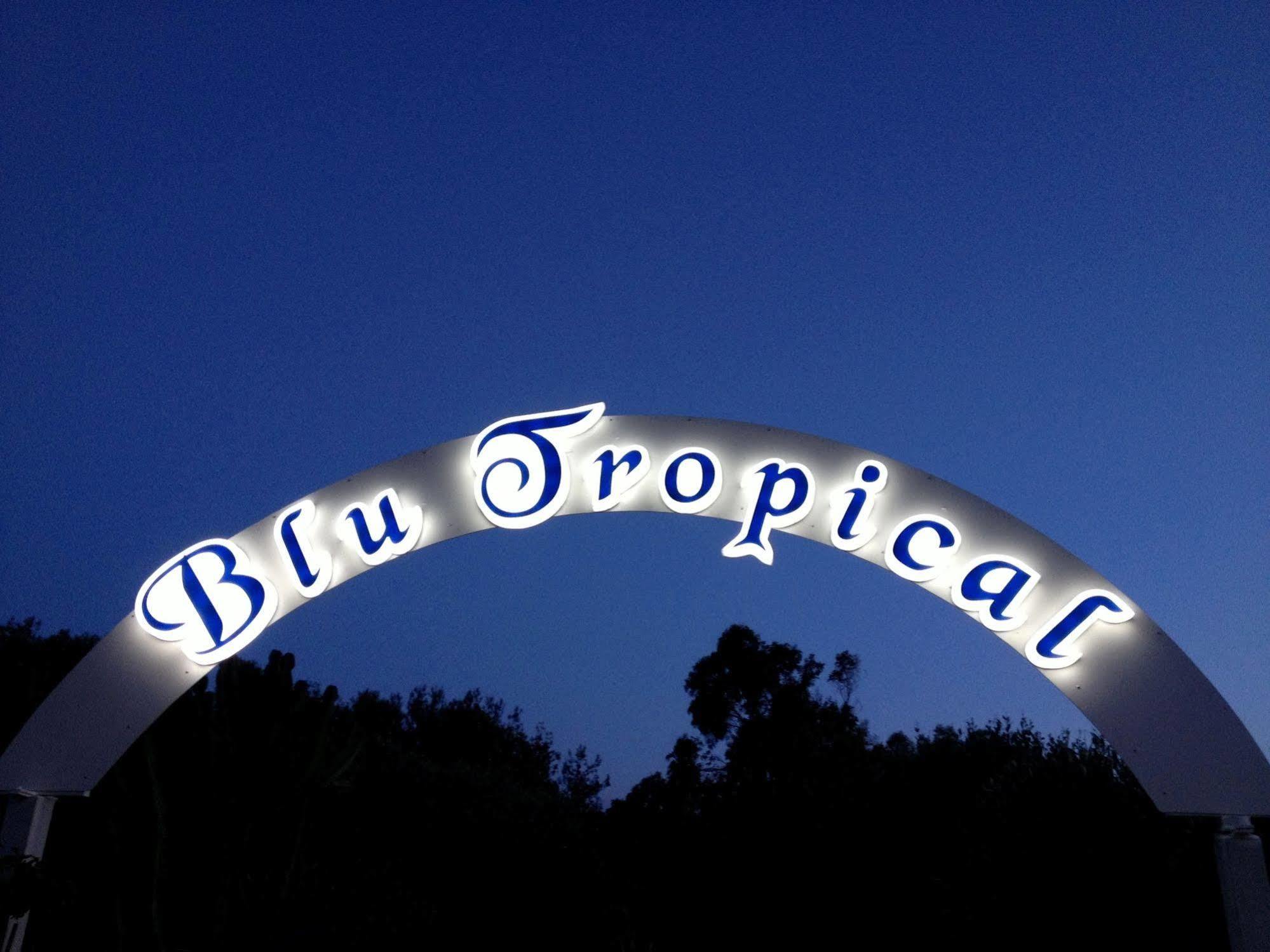 Blu Tropical Resort Zambrone Eksteriør billede