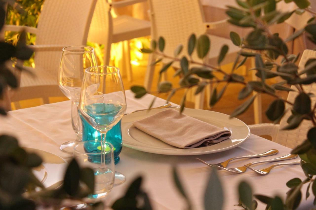 Blu Tropical Resort Zambrone Eksteriør billede